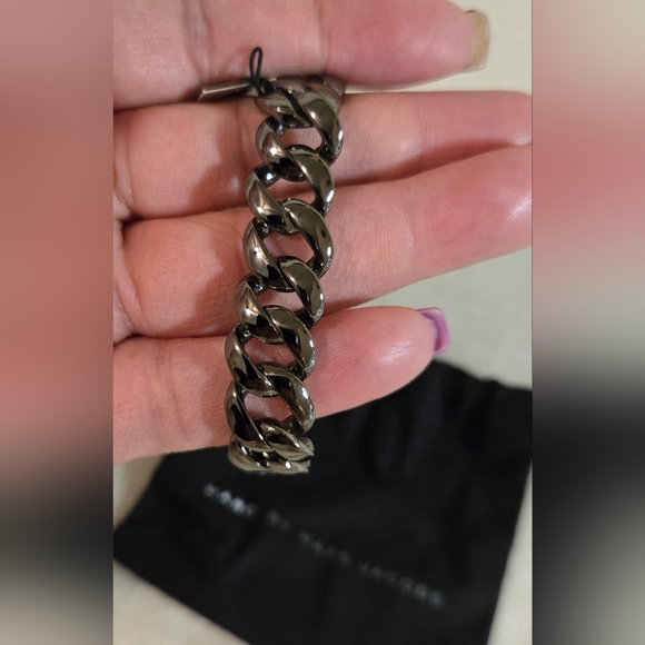 💯 NWT Authentic Marc by Marc Jacobs Katie Link Bracelet- Hermatite - Picture 4 of 6
